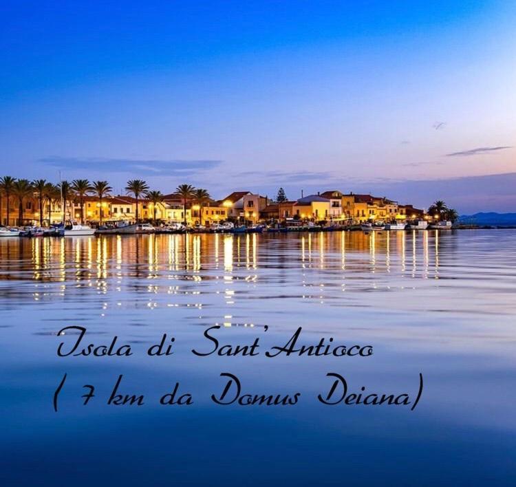 Domus Deiana Case Vacanza Сан-Джованни-Суерджу Экстерьер фото